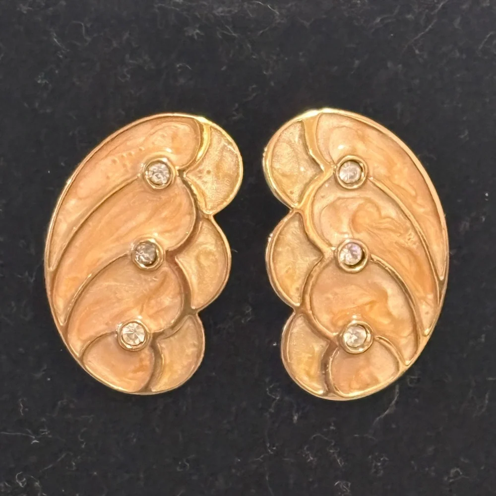 Kenneth Jay Lane for Avon Papillon Earrings - Picture 5 of 6
